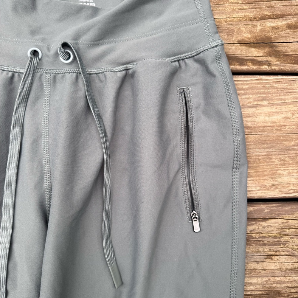 Old Navy Gray Sweatpants with Elastic Waistband and Tapered Ankles - Picture 3 of 4